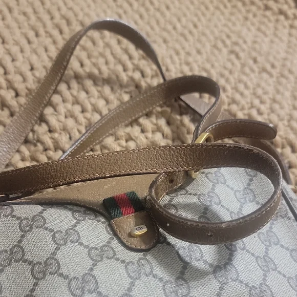 Gucci Beige and Brown Crossbody Bag - Picture 2 of 11